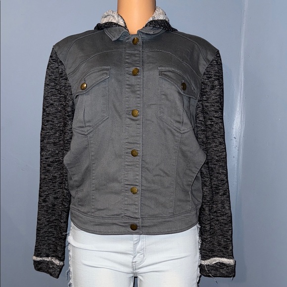 Tinseltown Jackets & Blazers - Tinseltown Gray and Black Utility Jacket - Size XL